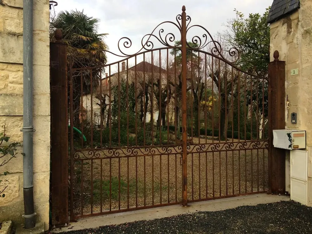portail métalliquewebp