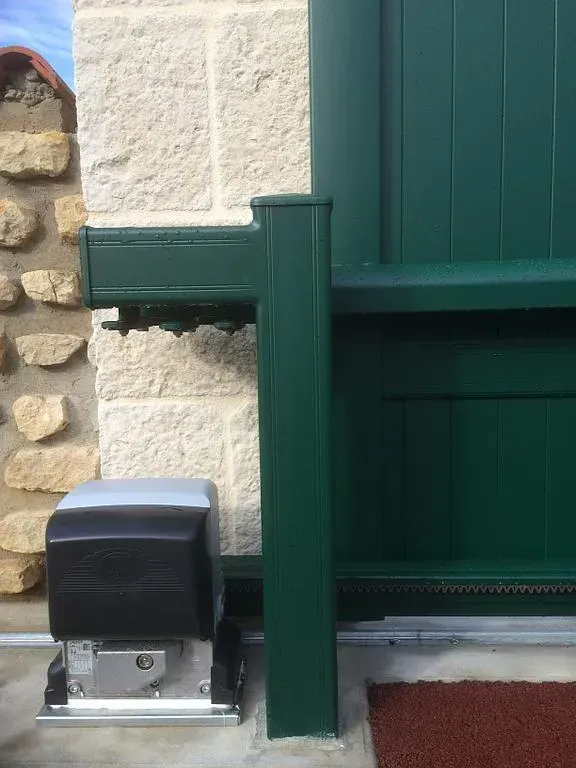motorisation portail coulissant-3