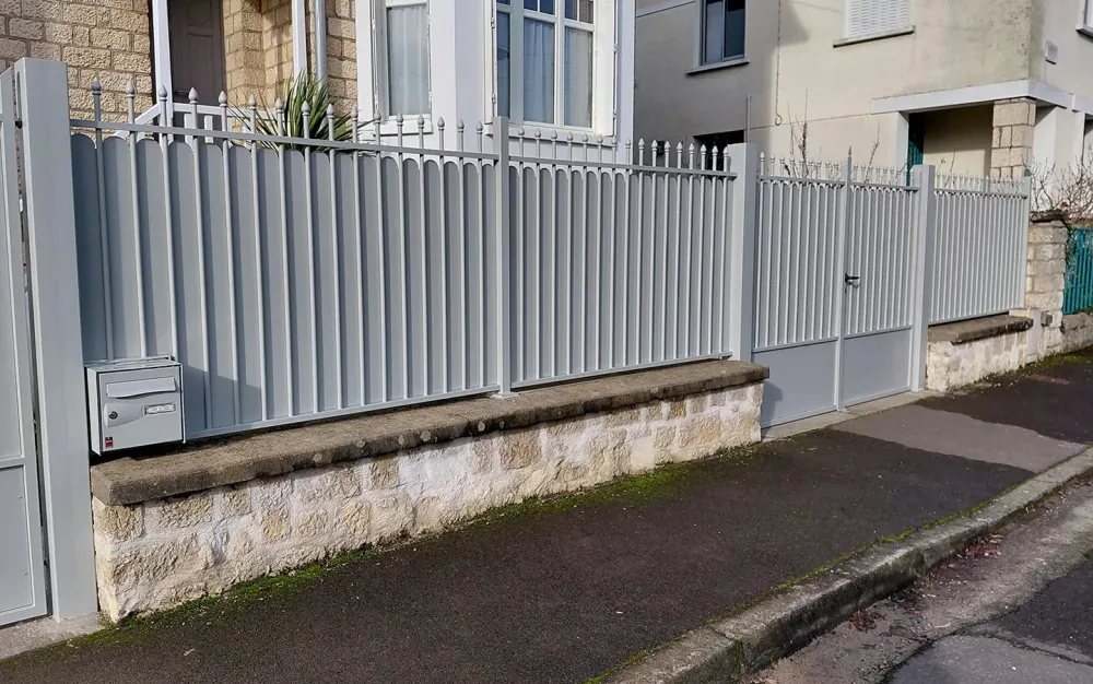 dessus de mur fer